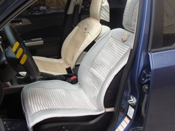汽車坐墊如何安裝固定？